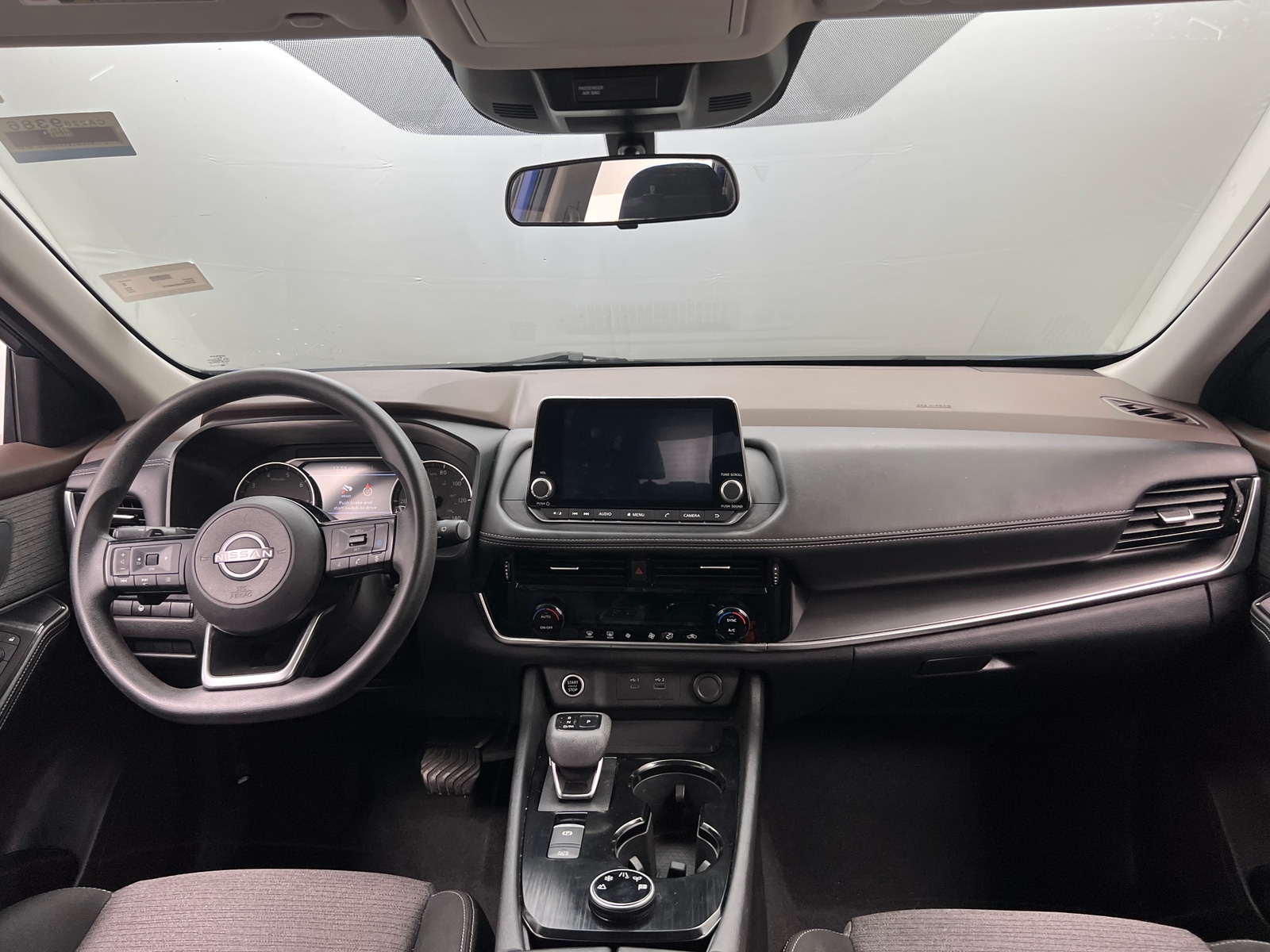 Thumbnail: 2022 Nissan Rogue - 3