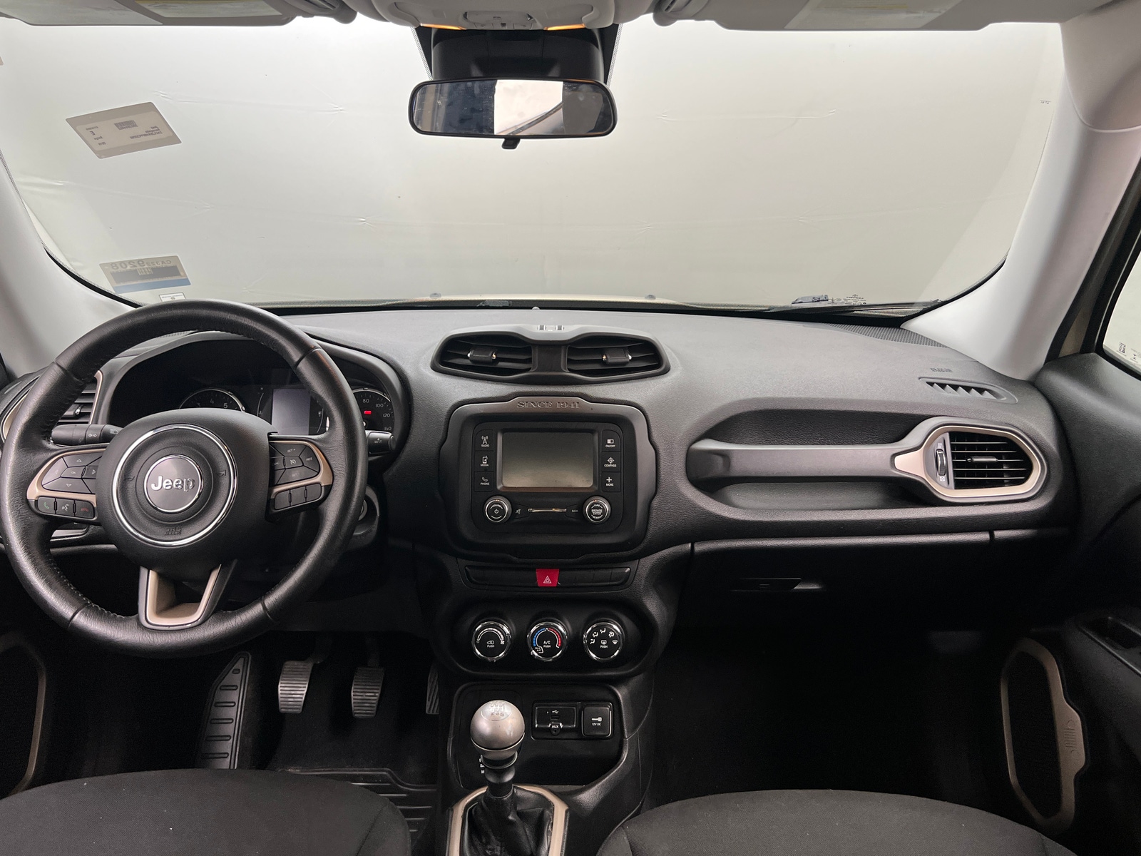 Thumbnail: 2015 Jeep Renegade - 3