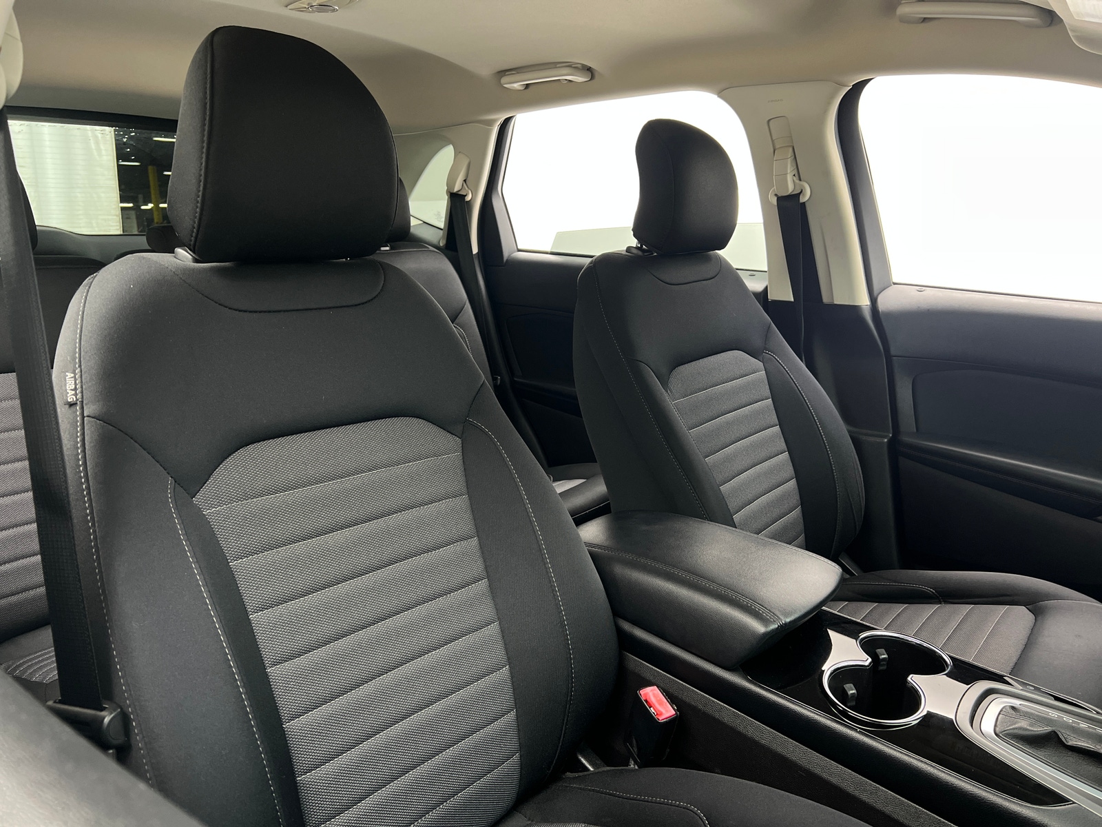 Thumbnail: 2017 Ford Edge - 2