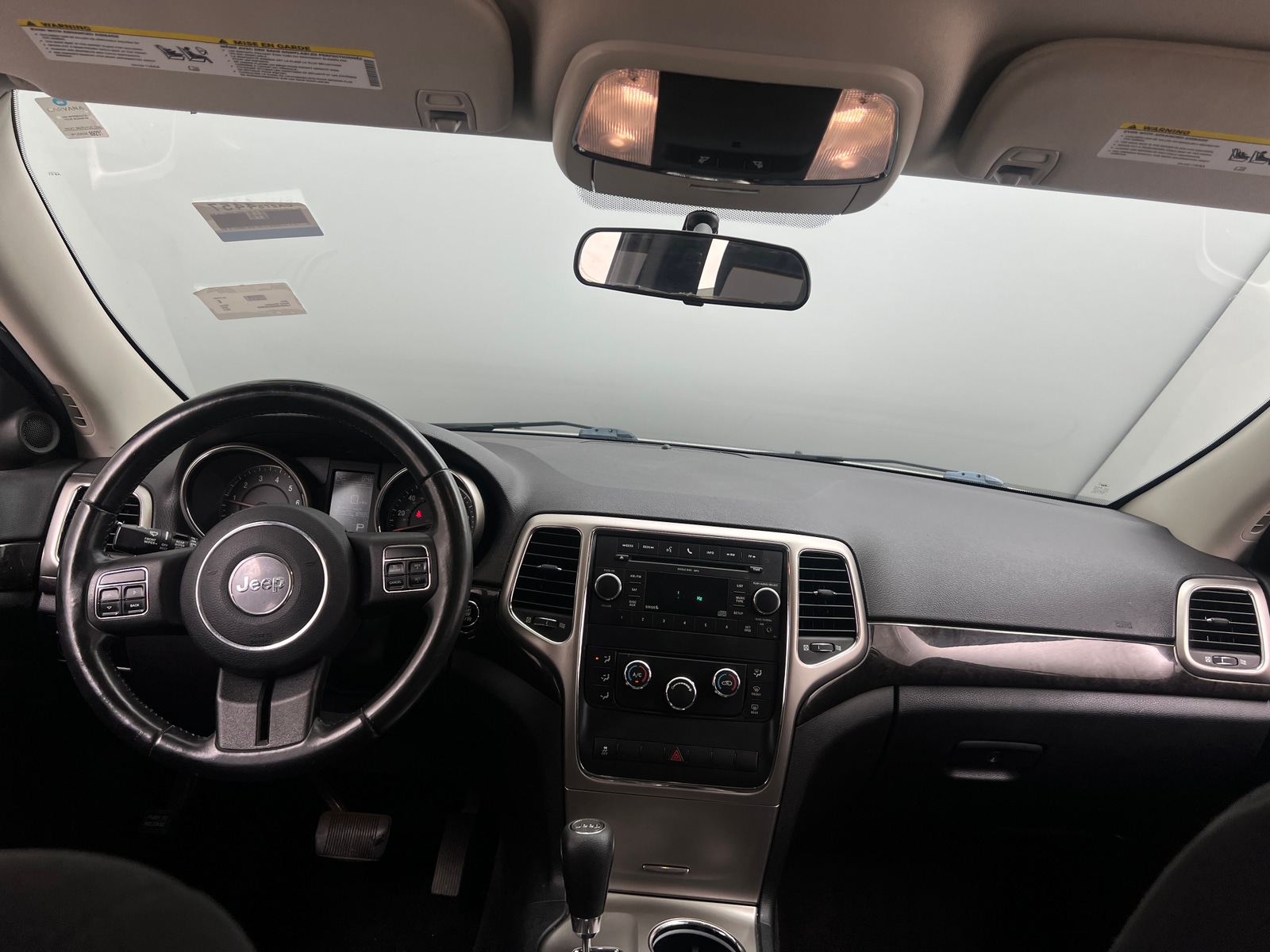 Thumbnail: 2011 Jeep Grand Cherokee - 3