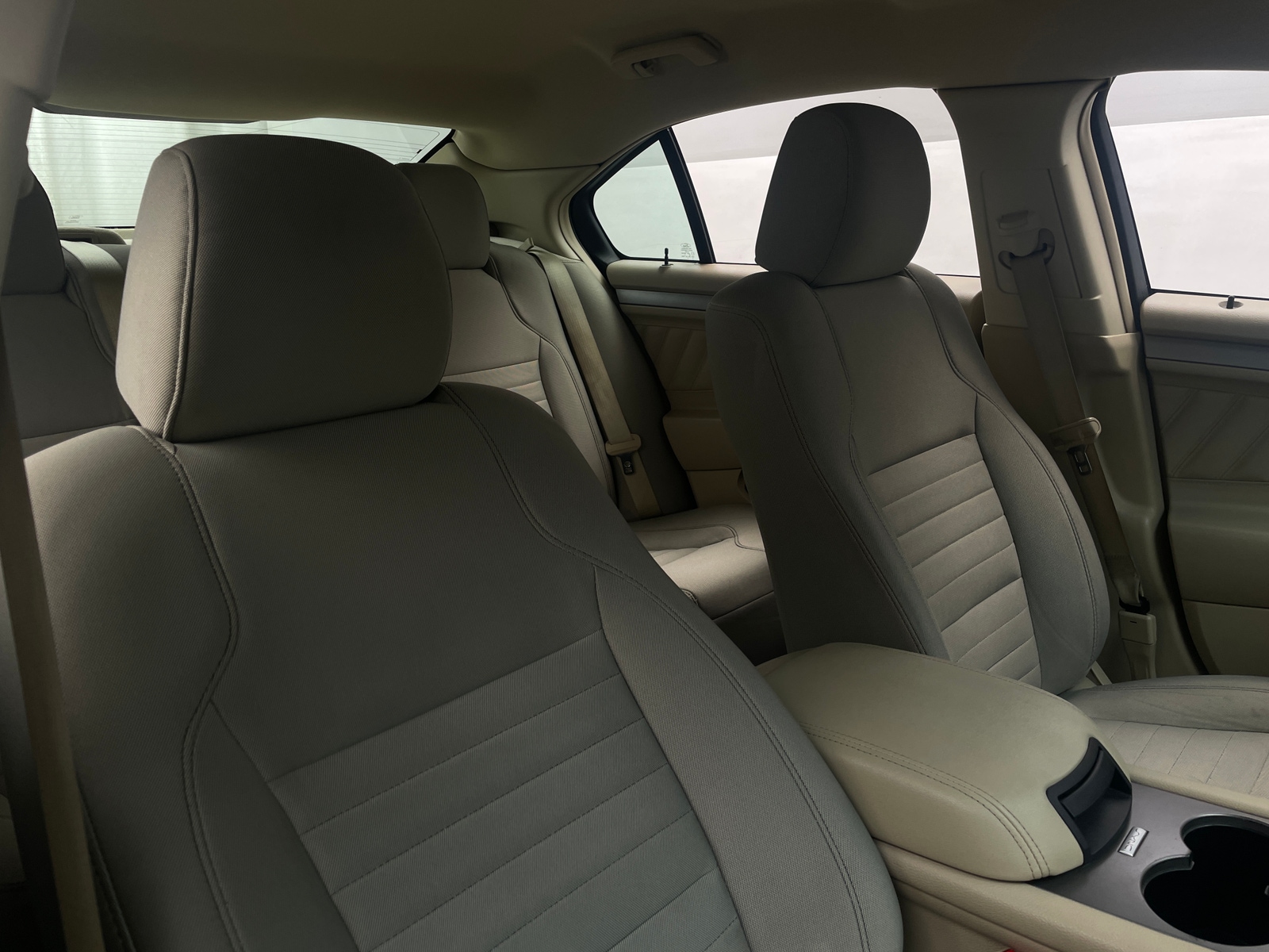 Thumbnail: 2016 Ford Taurus - 2