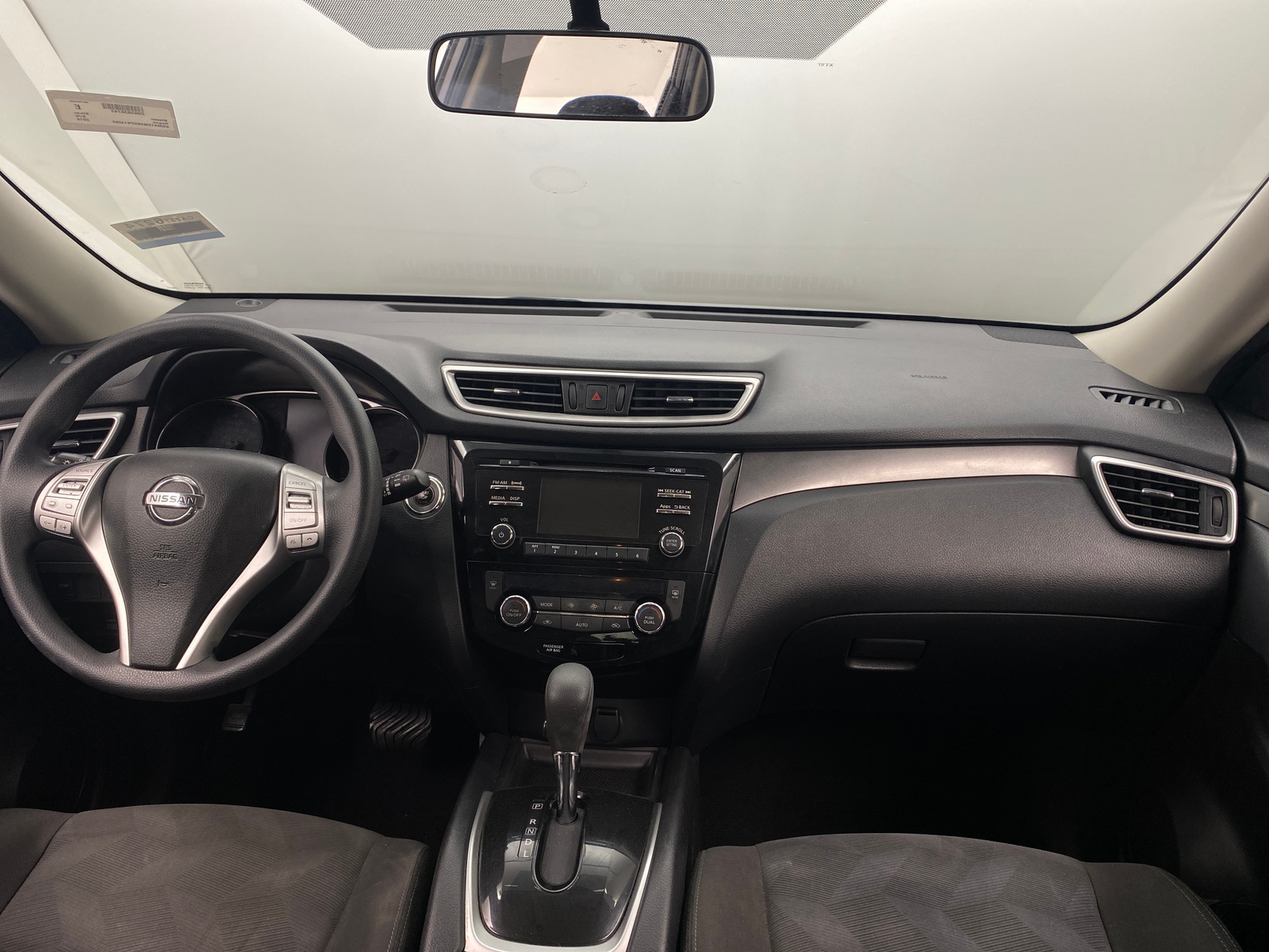 Thumbnail: 2016 Nissan Rogue - 3