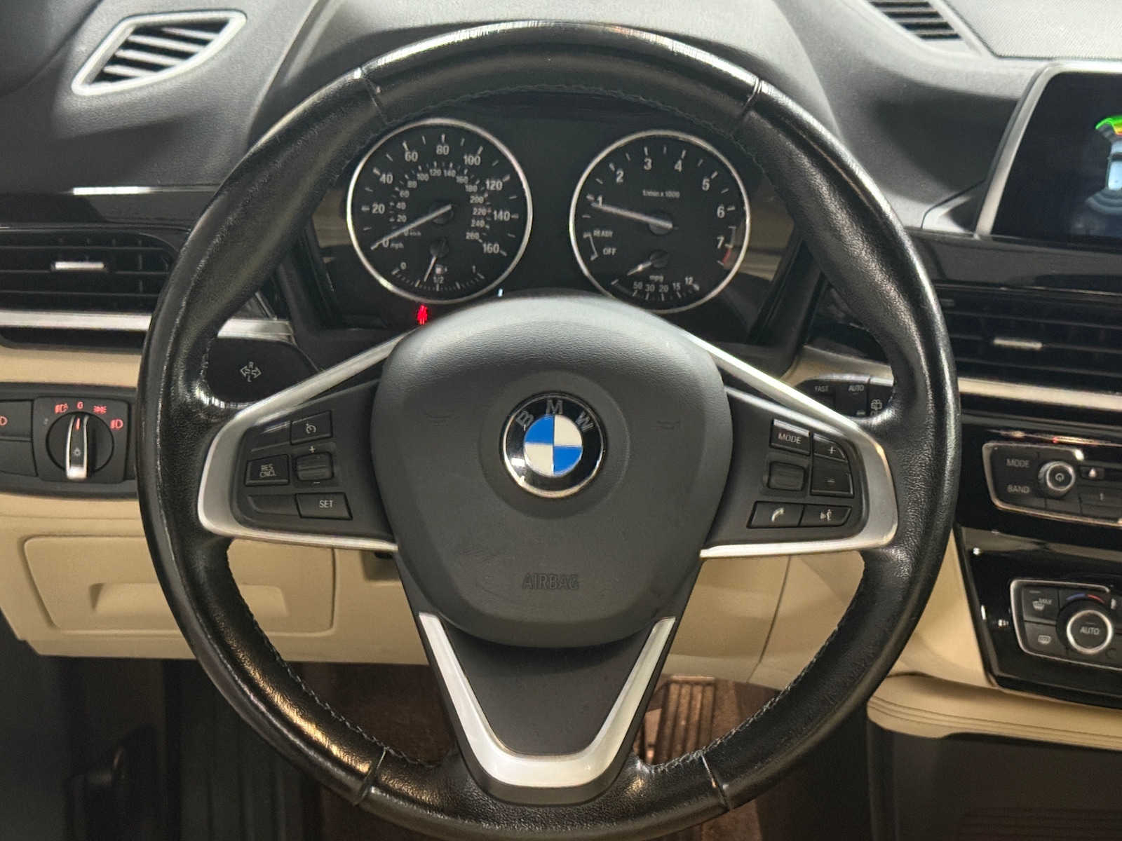 Thumbnail: 2018 BMW X1 - 4
