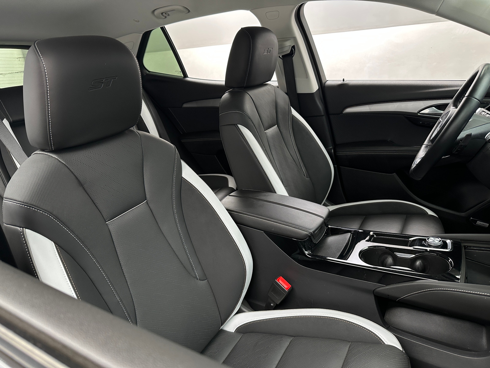 Thumbnail: 2024 Buick Envision - 2