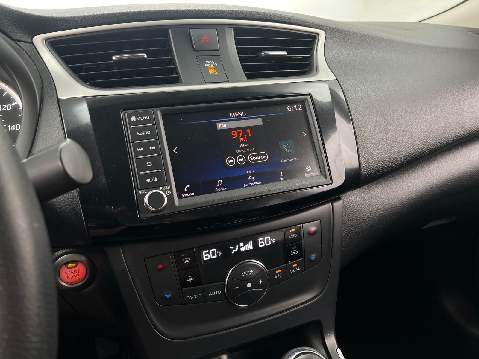 Thumbnail: 2019 Nissan Sentra - 4