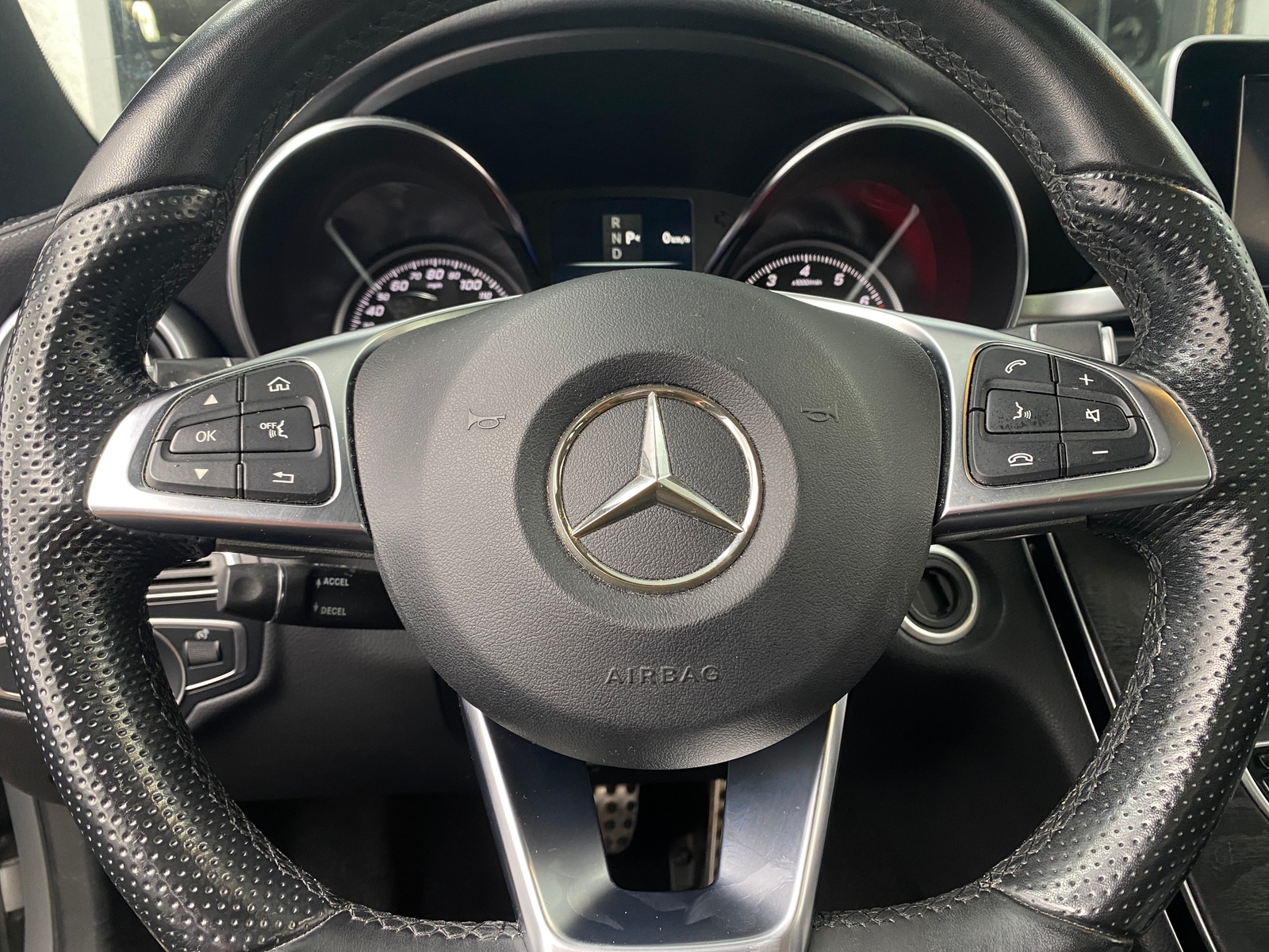 Thumbnail: 2017 Mercedes-Benz C-Class - 4