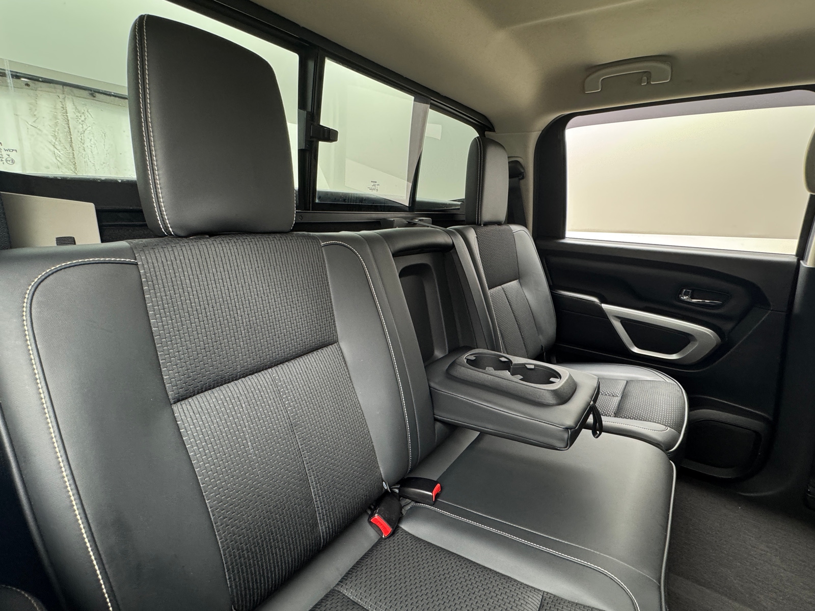 Thumbnail: 2017 Nissan Titan - 6