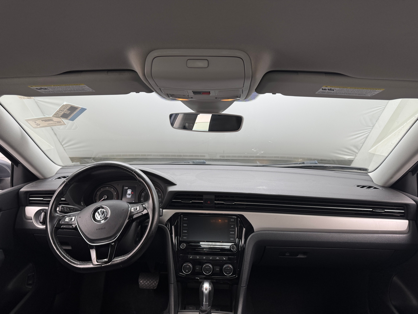 Thumbnail: 2020 Volkswagen Passat - 2
