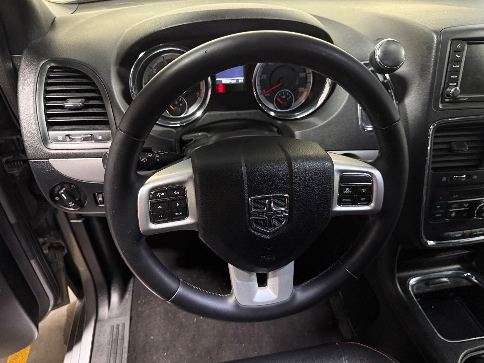 Thumbnail: 2018 Dodge Grand Caravan - 4