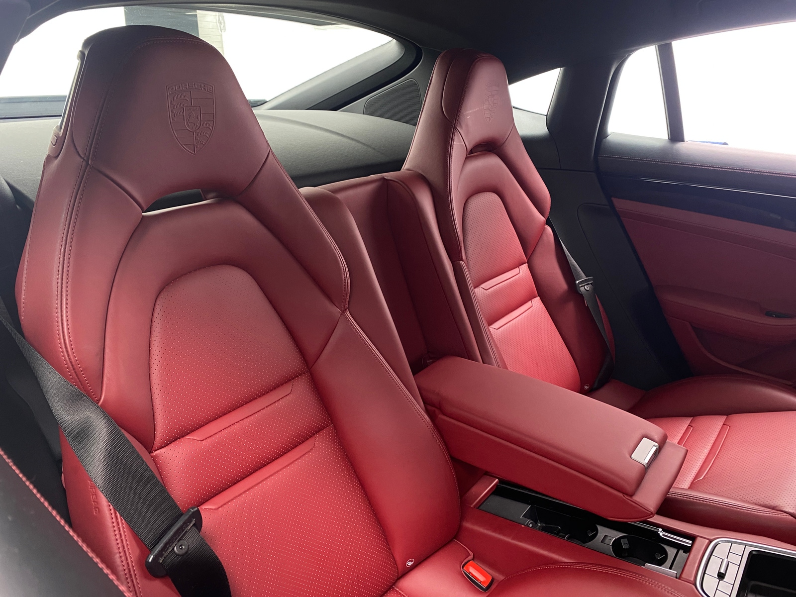 Thumbnail: 2019 Porsche Panamera - 5