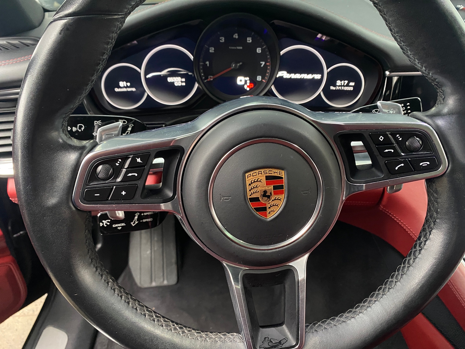 Thumbnail: 2019 Porsche Panamera - 4