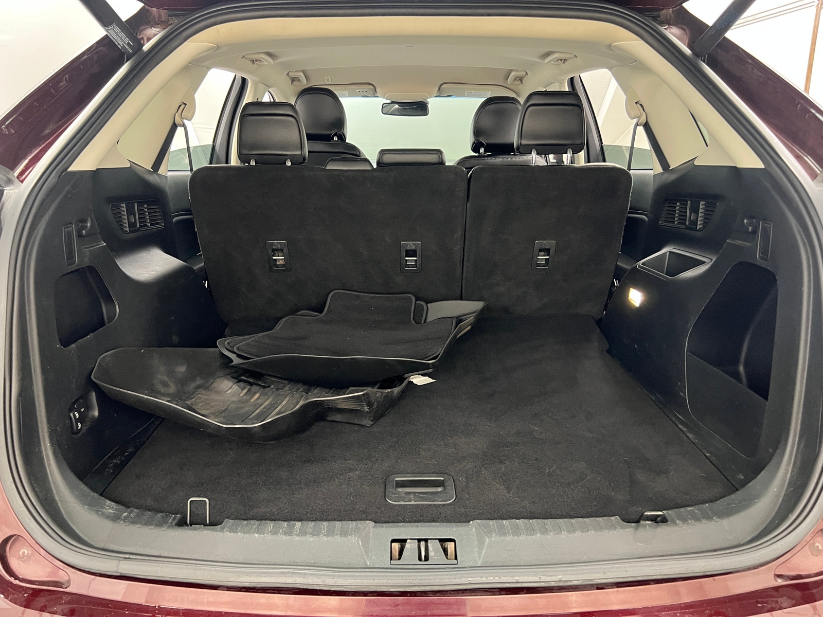 Thumbnail: 2019 Ford Edge - 6