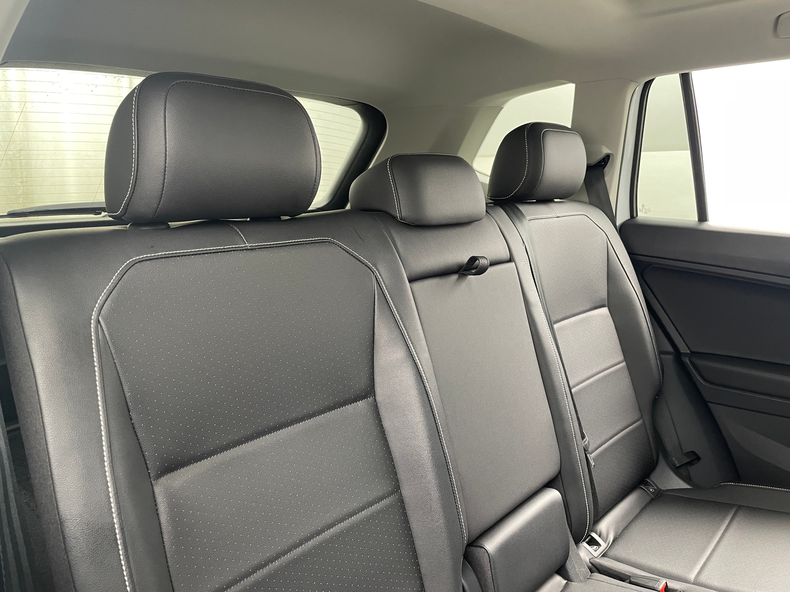 Thumbnail: 2021 Volkswagen Tiguan - 5