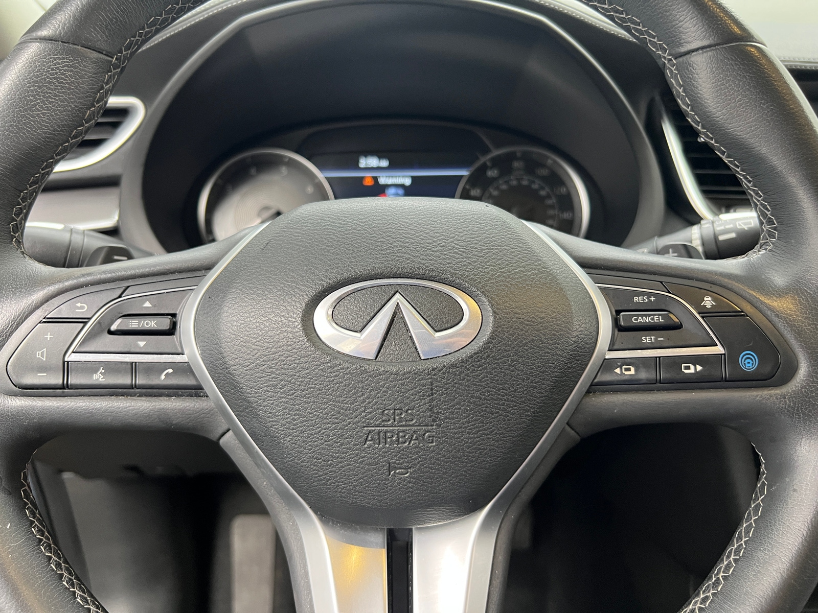 Thumbnail: 2022 INFINITI QX50 - 4