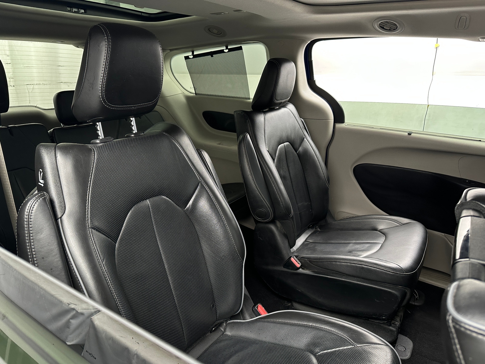 Thumbnail: 2019 Chrysler Pacifica - 6