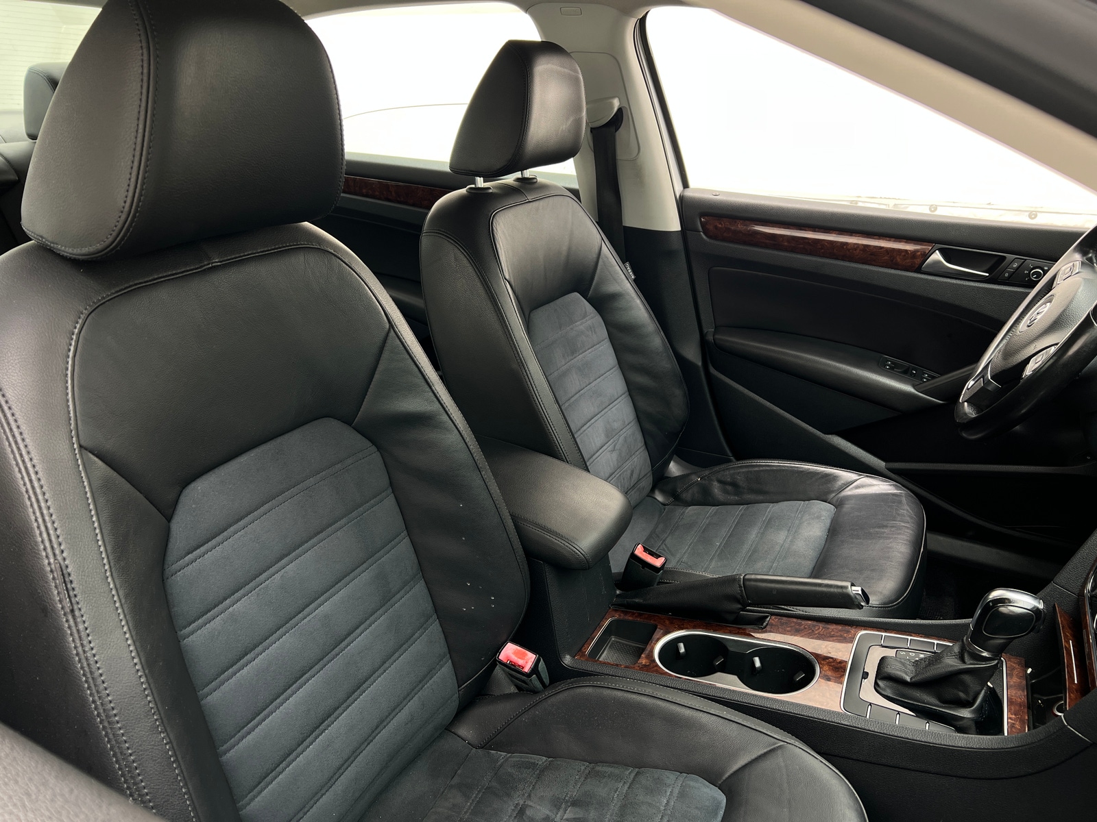 Thumbnail: 2013 Volkswagen Passat - 2