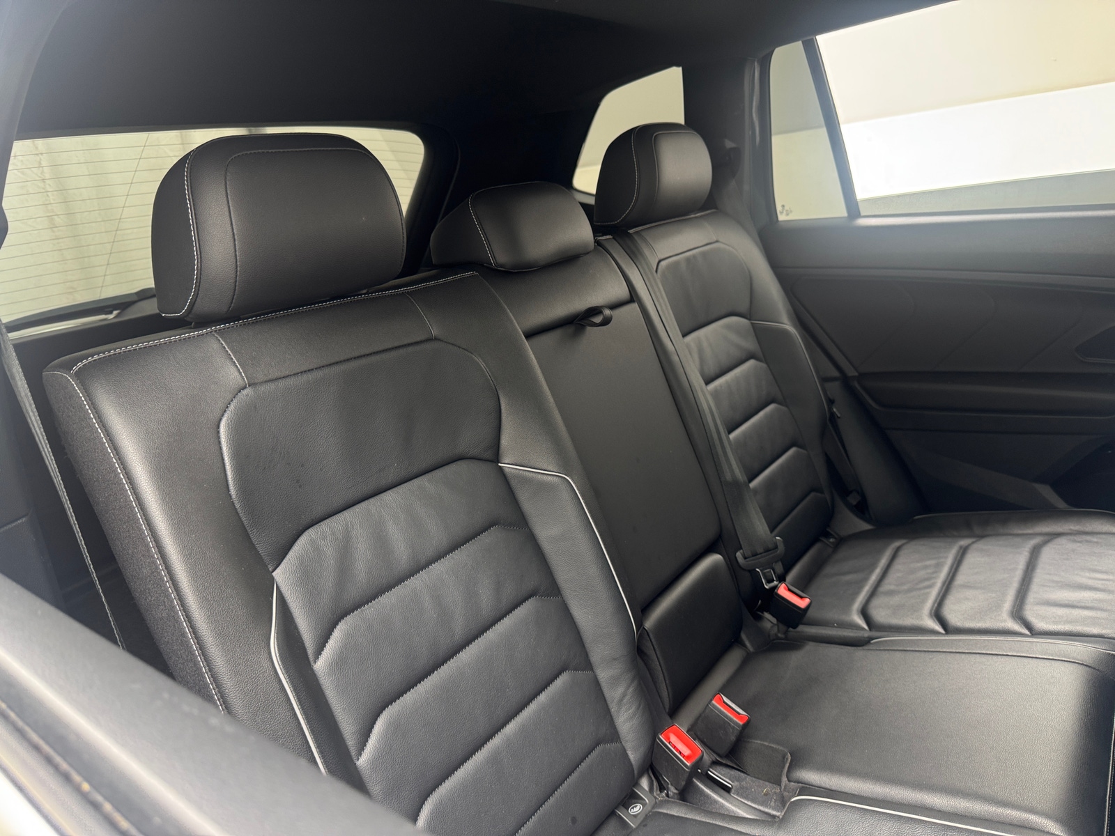 Thumbnail: 2021 Volkswagen Tiguan - 5