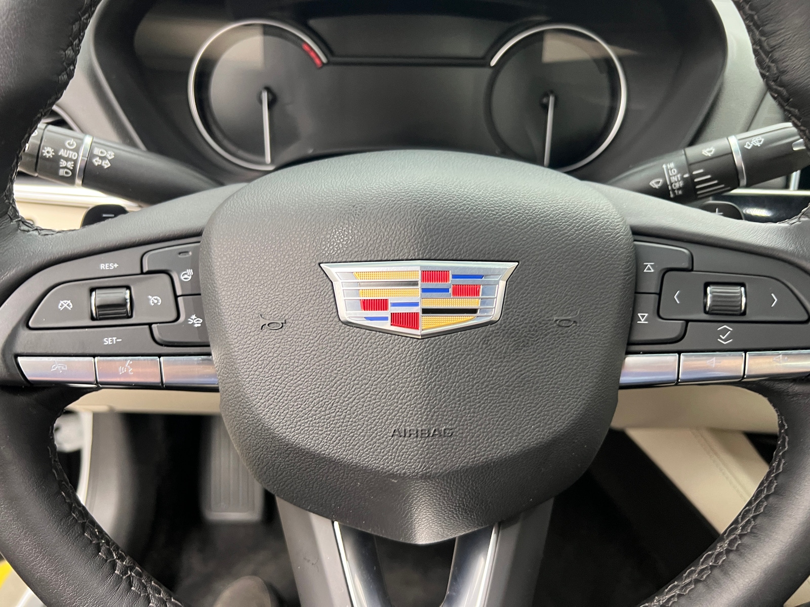 Thumbnail: 2023 Cadillac CT4 - 4