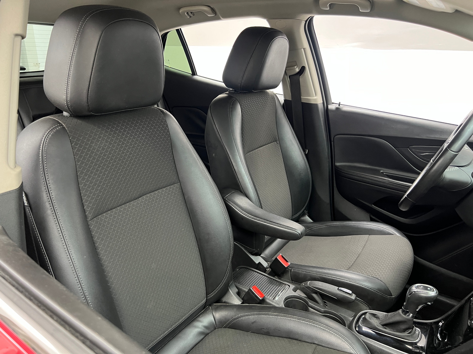 Thumbnail: 2019 Buick Encore - 2