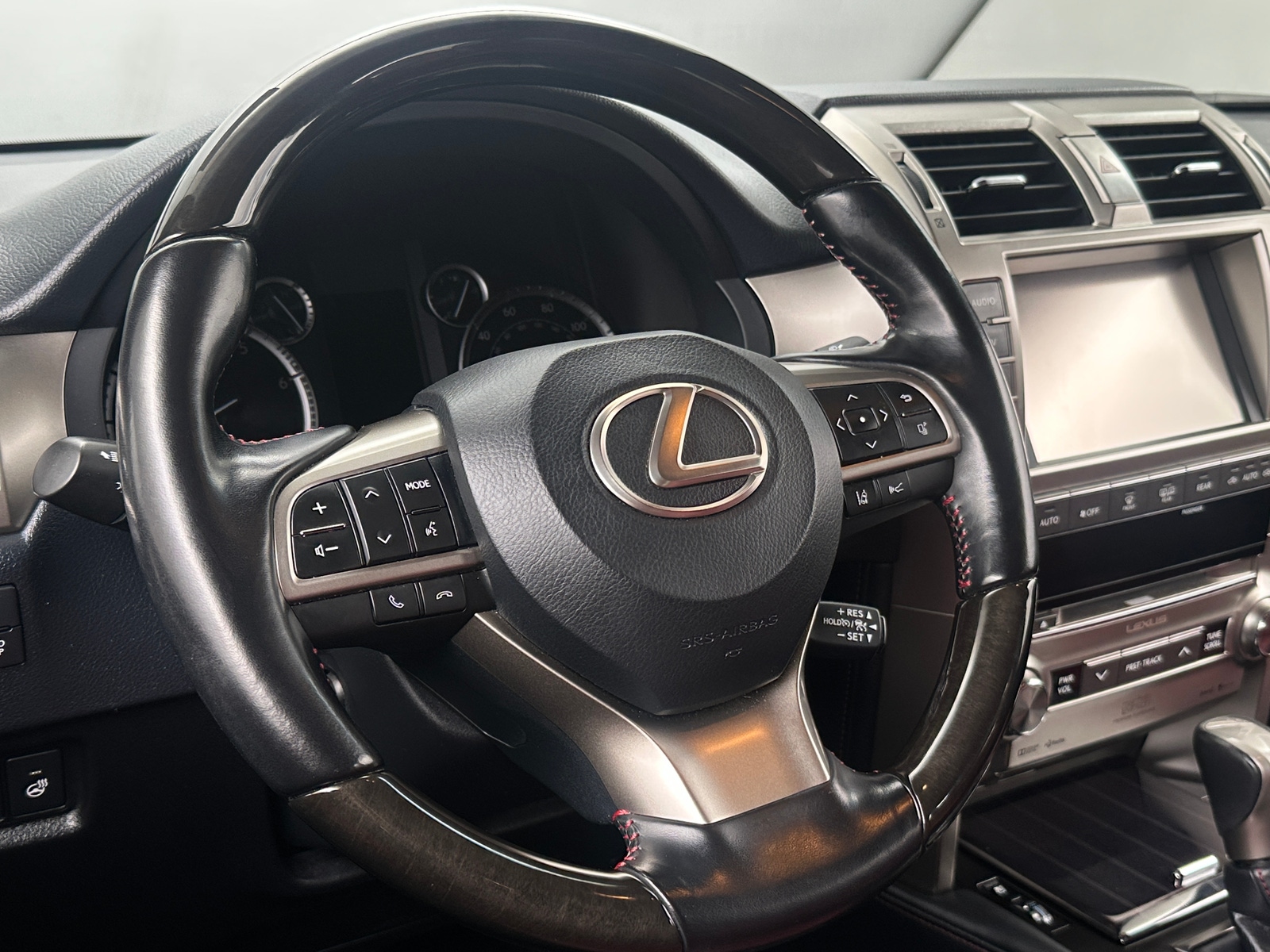 Thumbnail: 2021 Lexus GX - 4