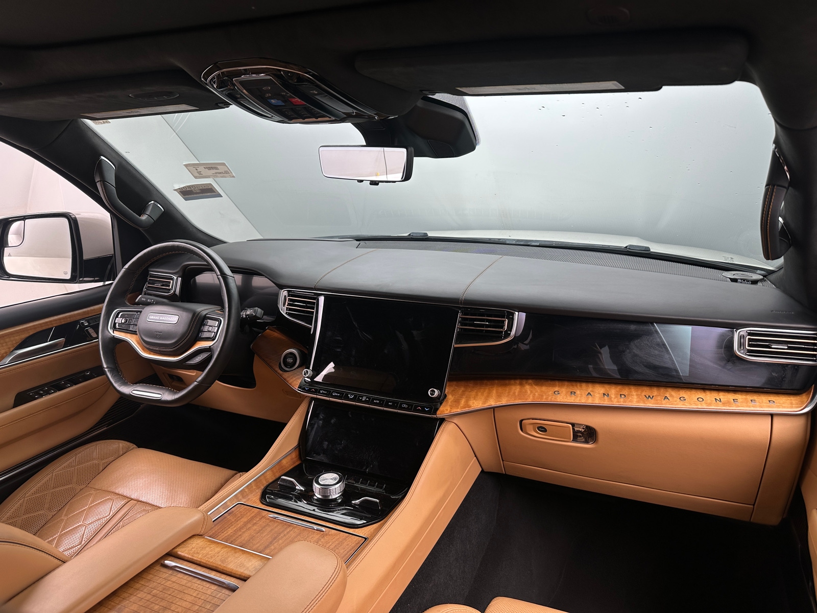 Thumbnail: 2022 Jeep Grand Wagoneer - 2