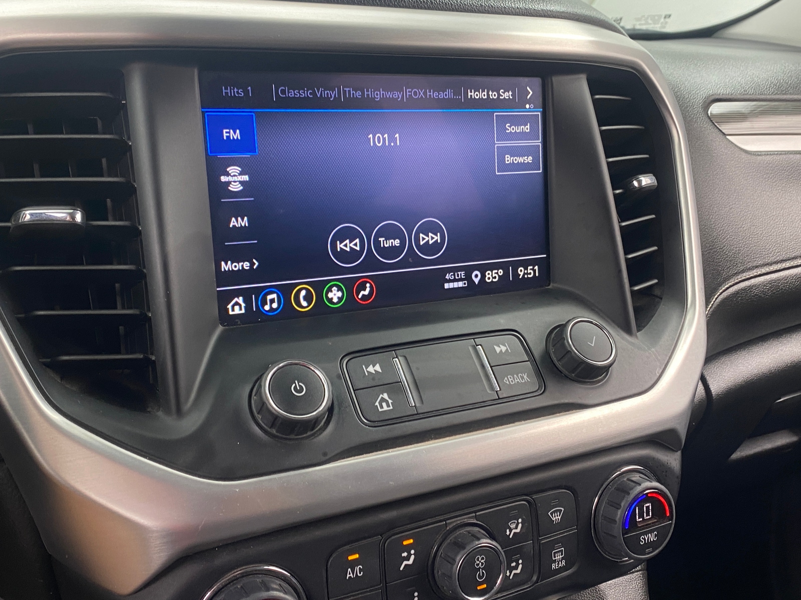 Thumbnail: 2020 GMC Acadia - 3