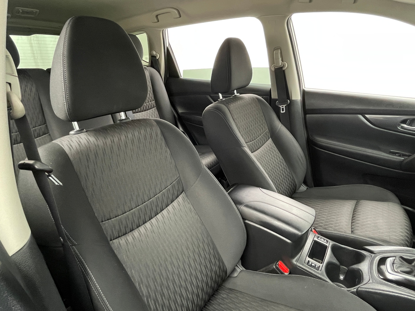Thumbnail: 2018 Nissan Rogue - 2