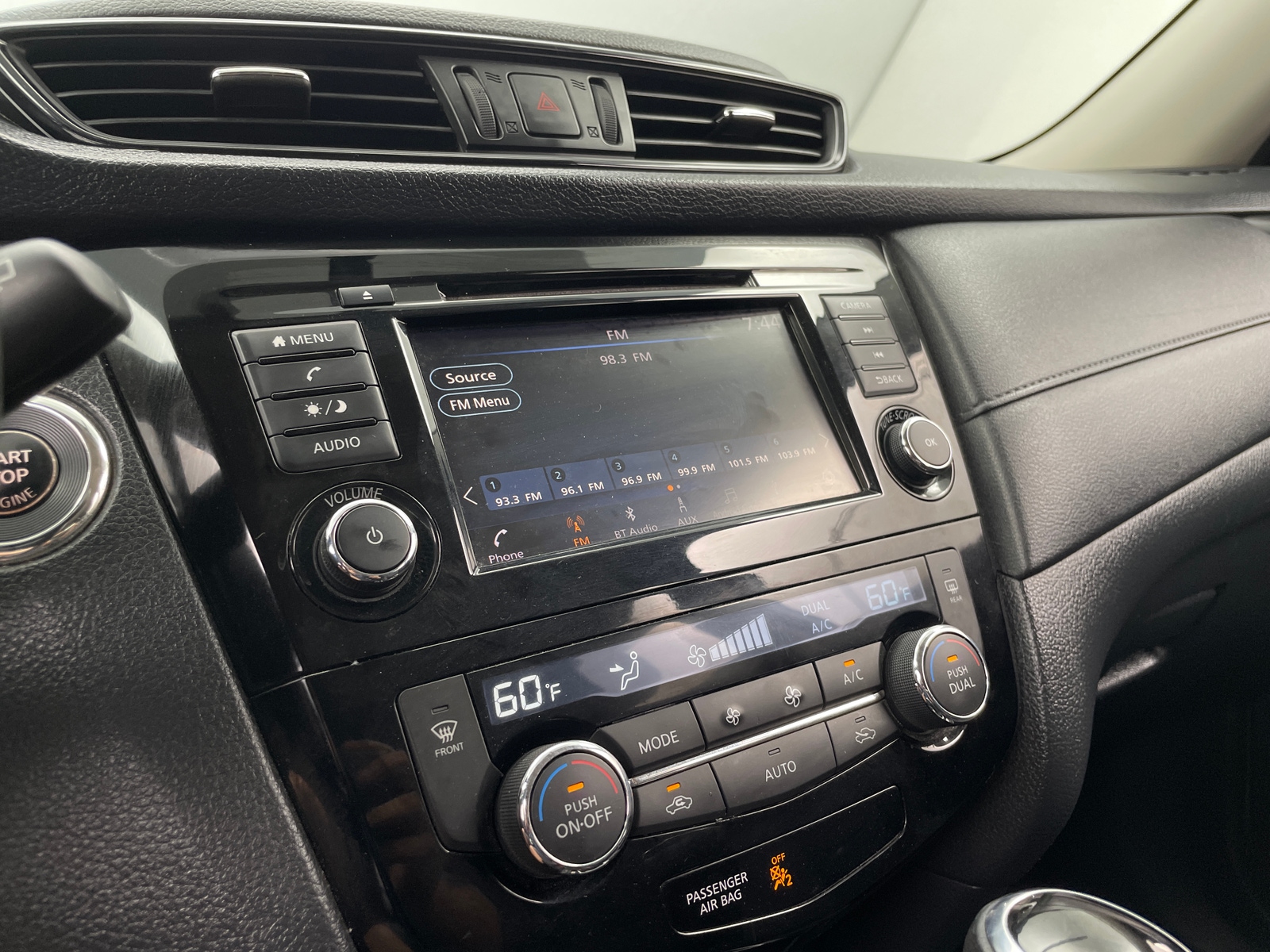 Thumbnail: 2018 Nissan Rogue - 4