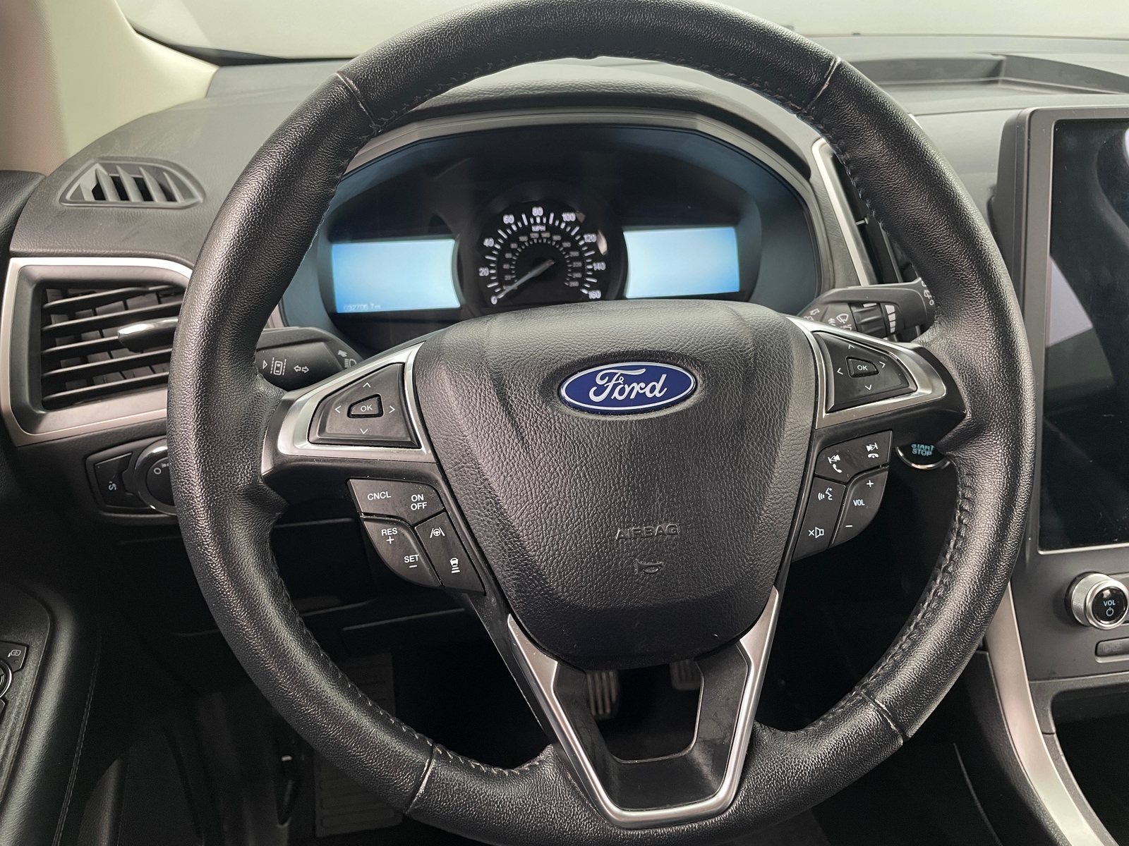 Thumbnail: 2024 Ford Edge - 4