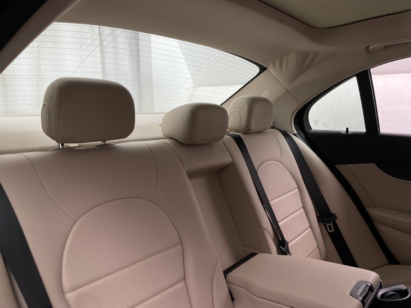 Thumbnail: 2016 Mercedes-Benz C-Class - 5