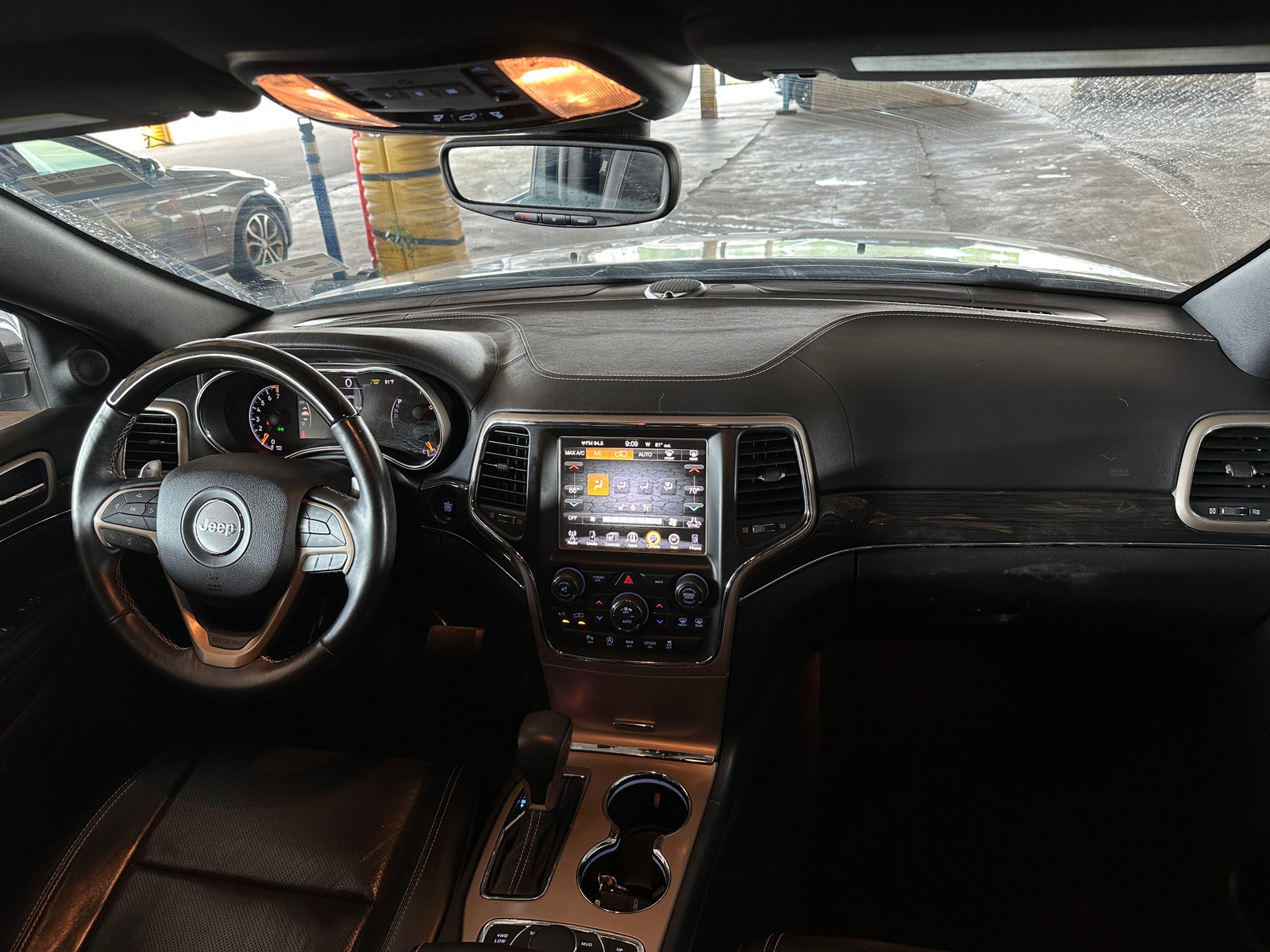 Thumbnail: 2017 Jeep Grand Cherokee - 2