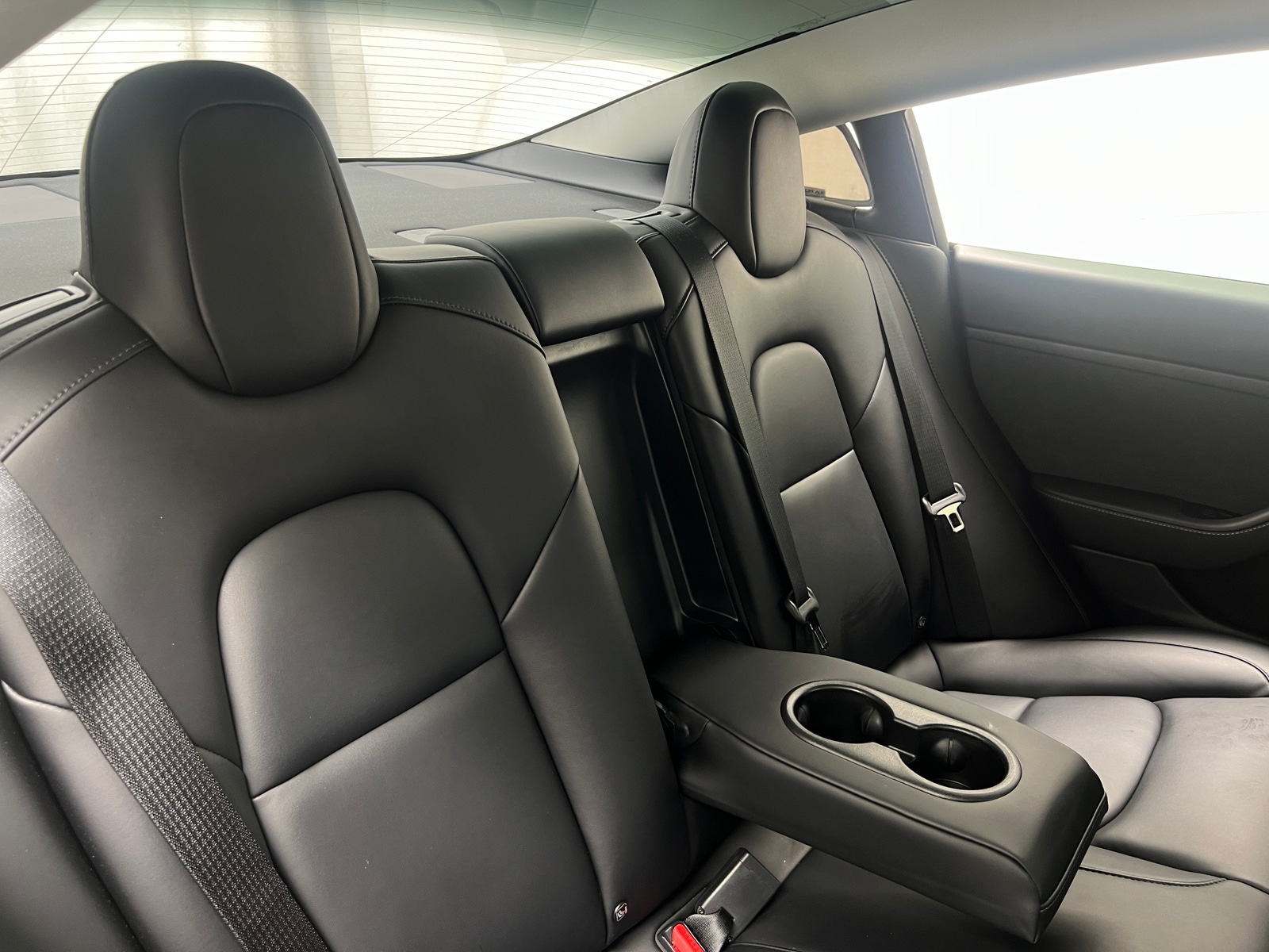 Thumbnail: 2022 Tesla Model 3 - 5