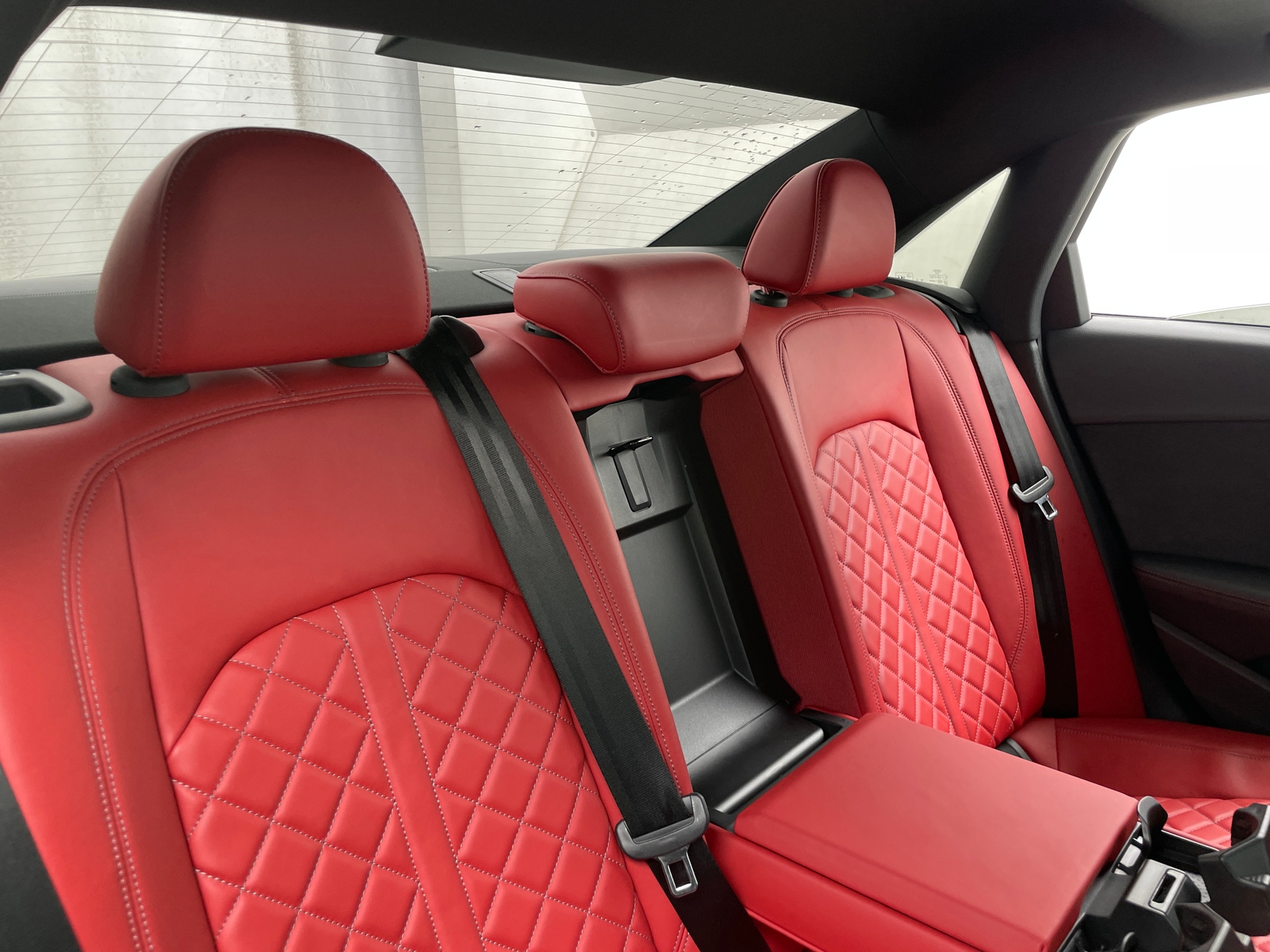 Thumbnail: 2022 Audi S4 - 5