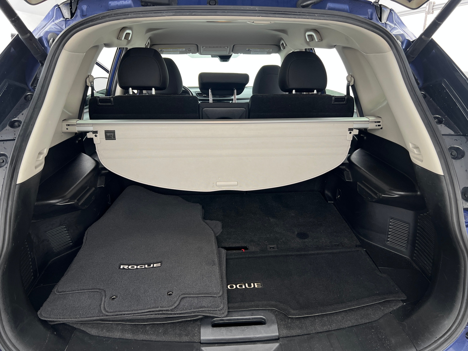 Thumbnail: 2019 Nissan Rogue - 7
