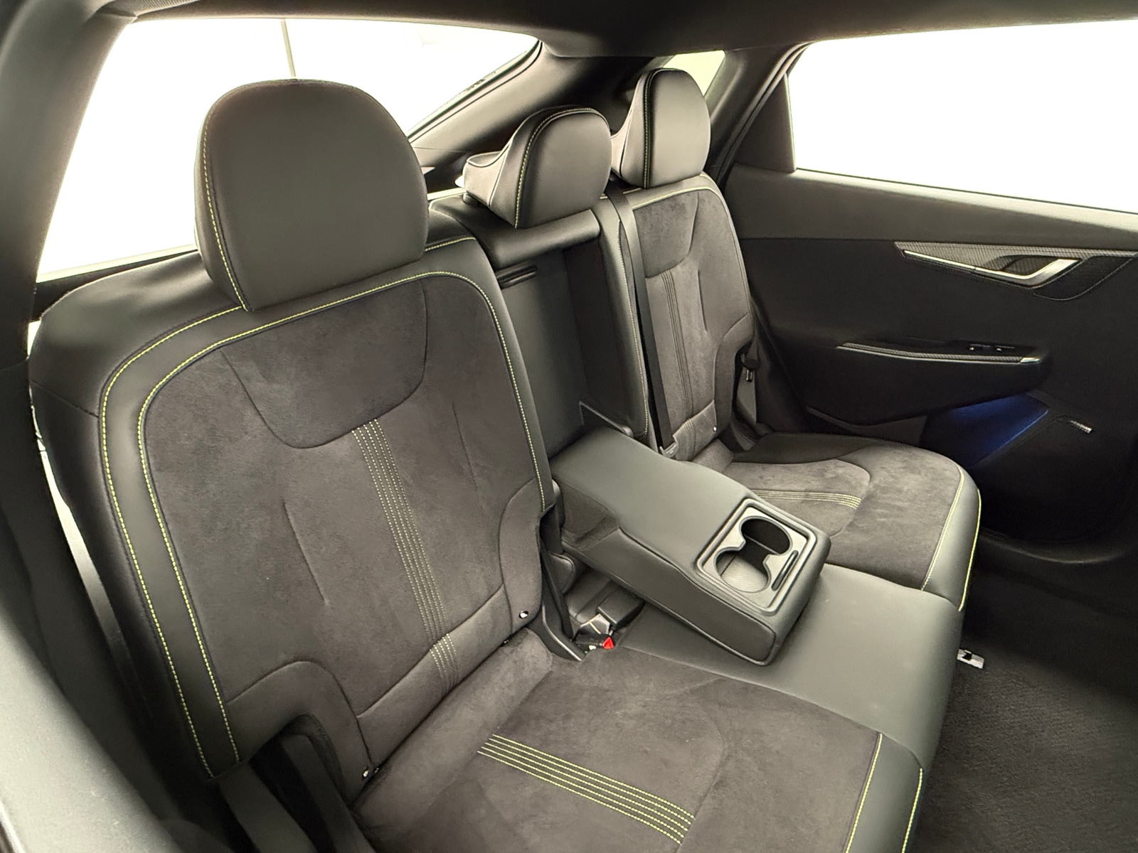 Thumbnail: 2023 Kia EV6 - 5