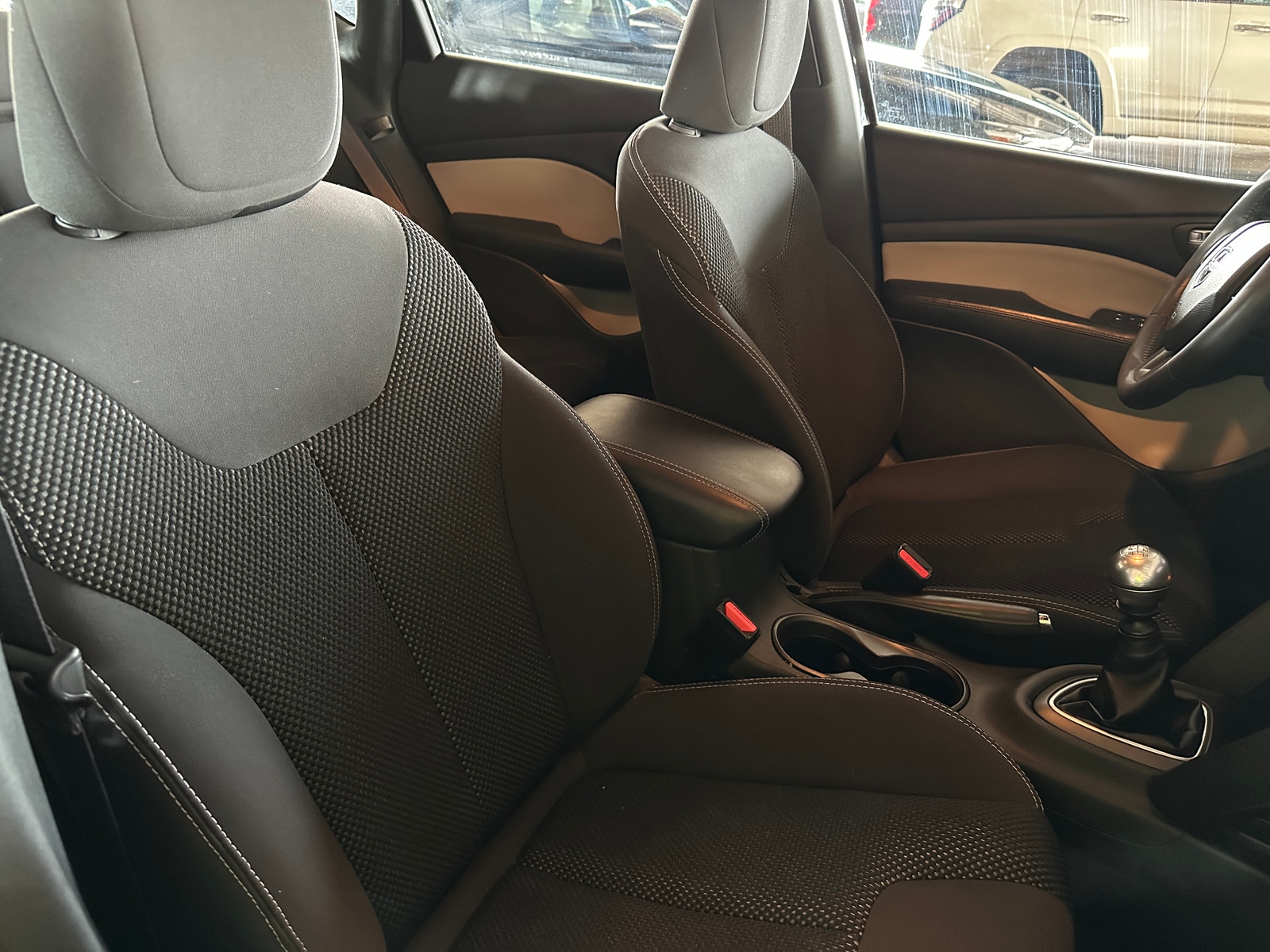 Thumbnail: 2016 Dodge Dart - 2