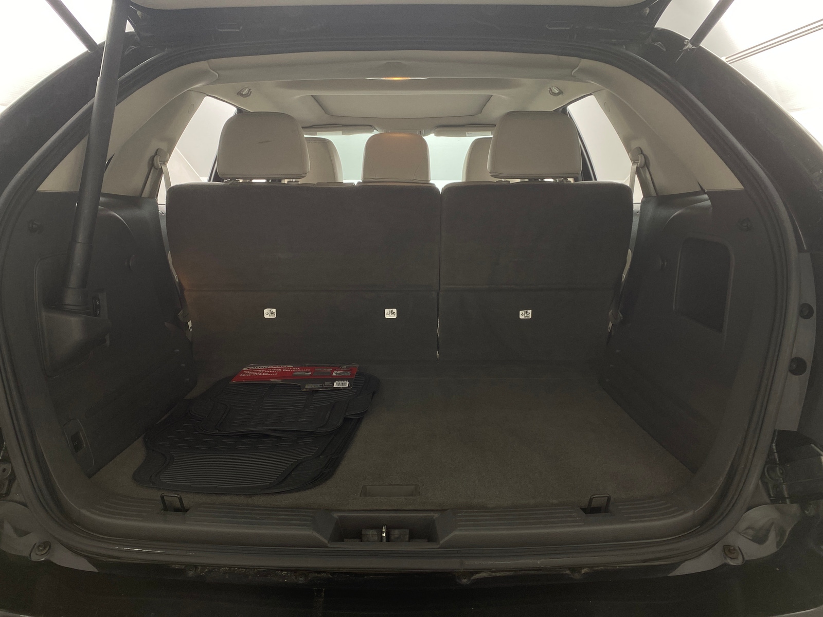 Thumbnail: 2012 Ford Edge - 6