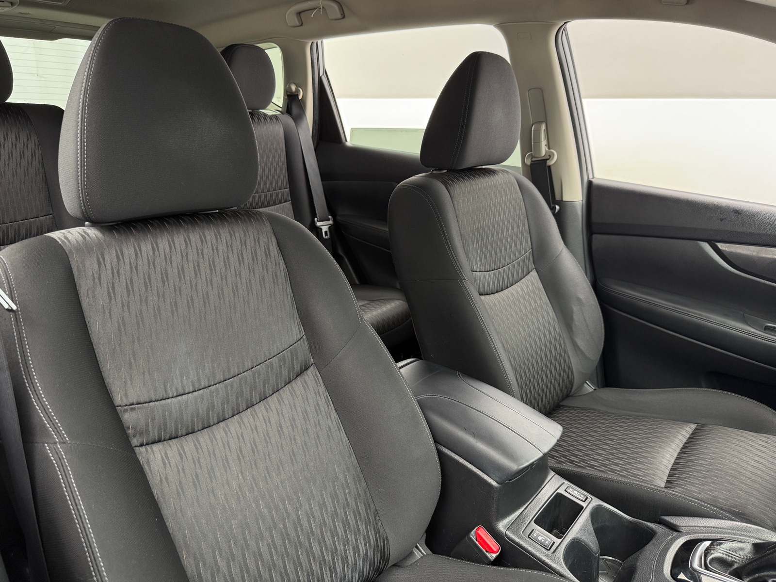 Thumbnail: 2017 Nissan Rogue - 2