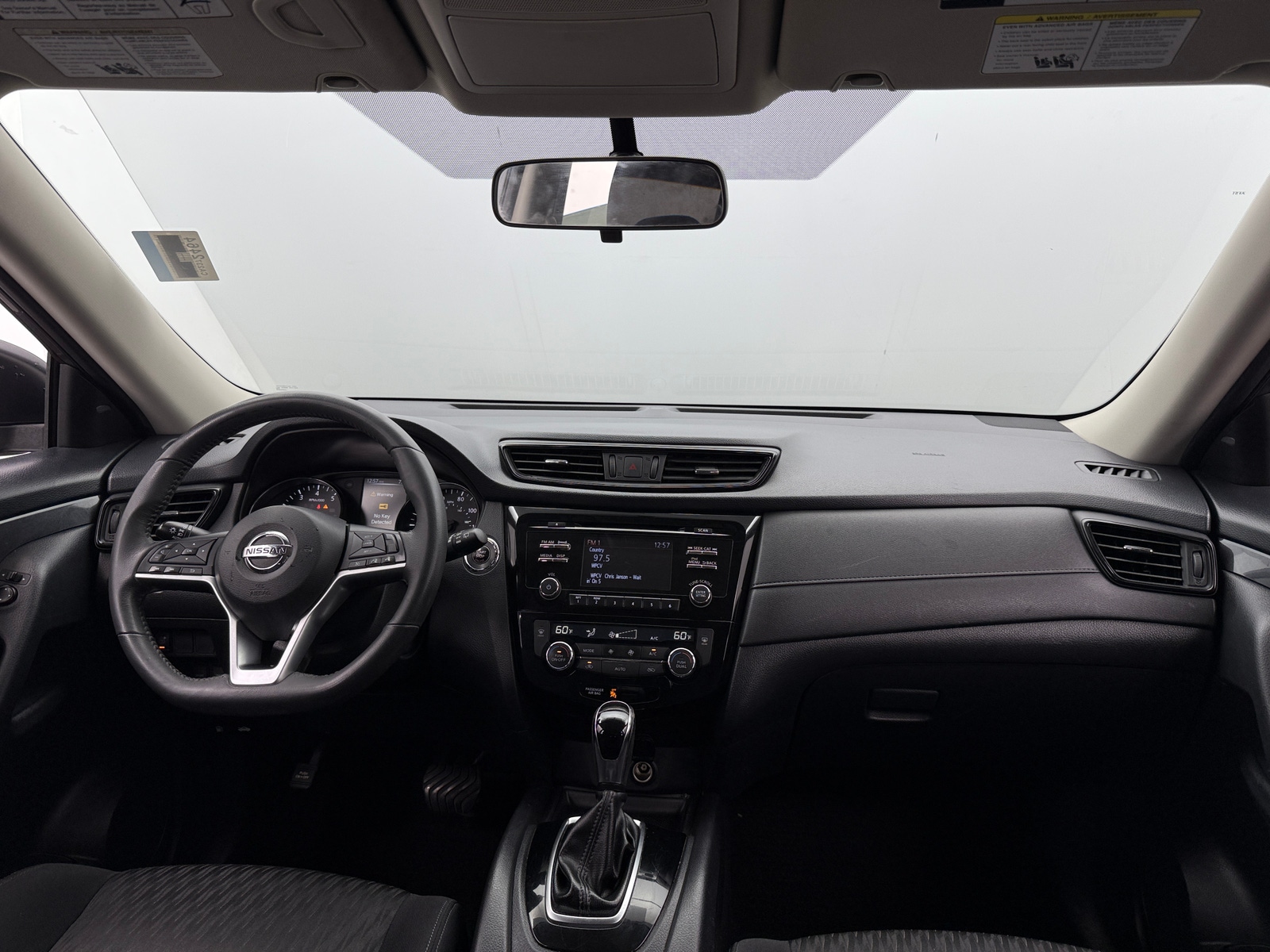 Thumbnail: 2017 Nissan Rogue - 3