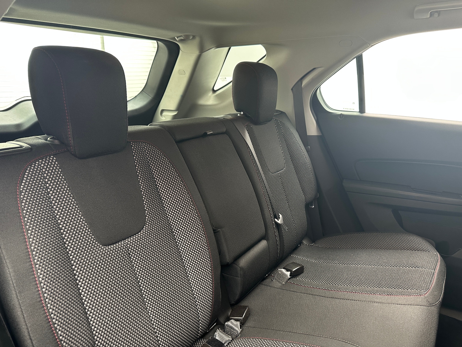Thumbnail: 2017 Chevrolet Equinox - 6