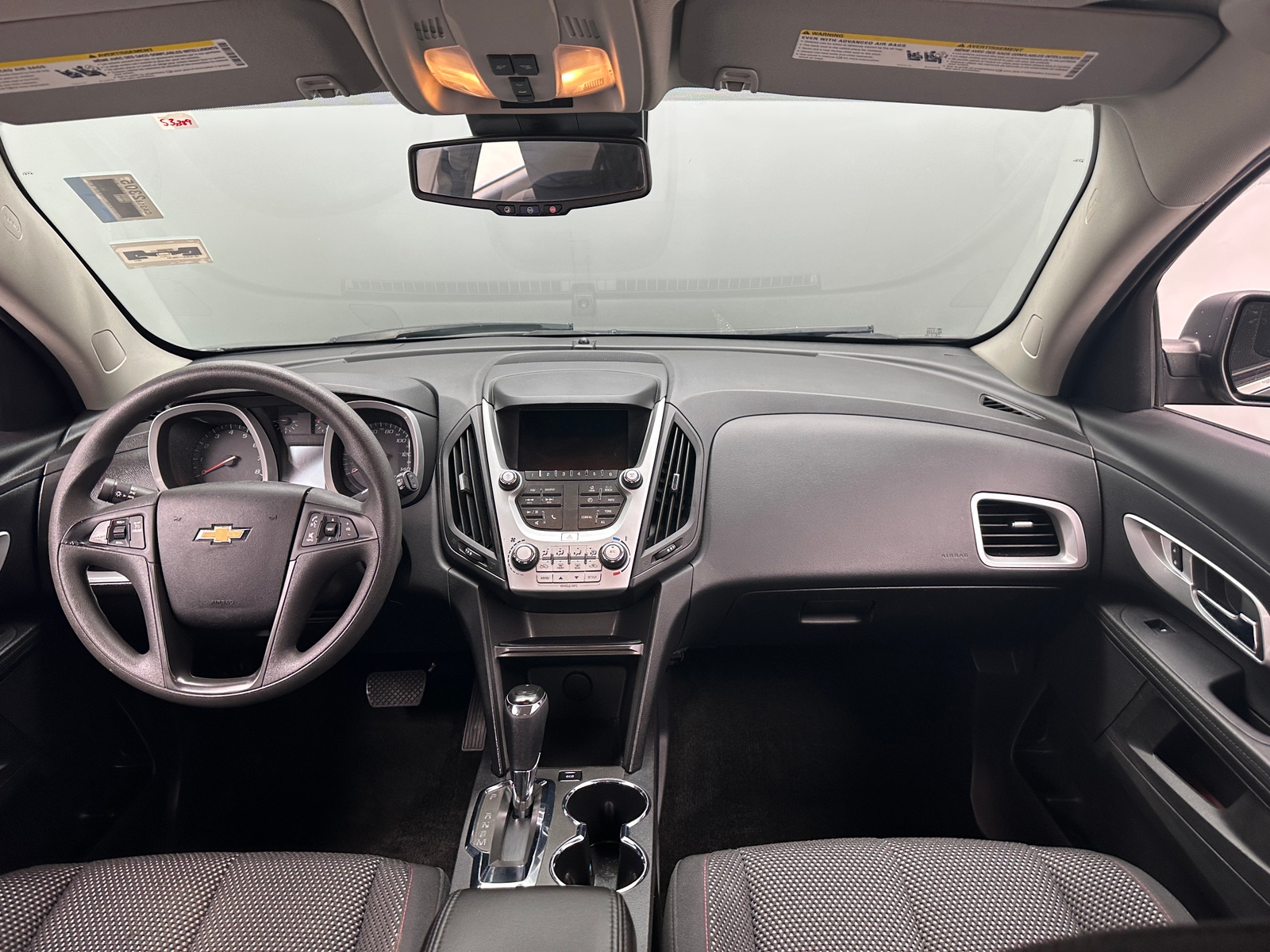 Thumbnail: 2017 Chevrolet Equinox - 3