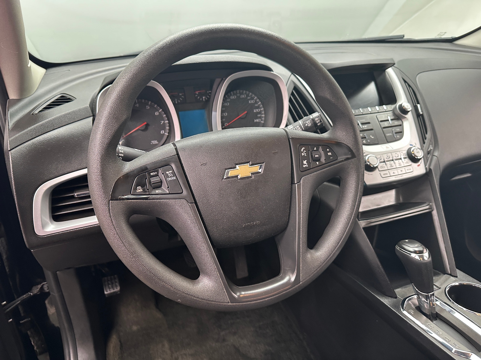 Thumbnail: 2017 Chevrolet Equinox - 5