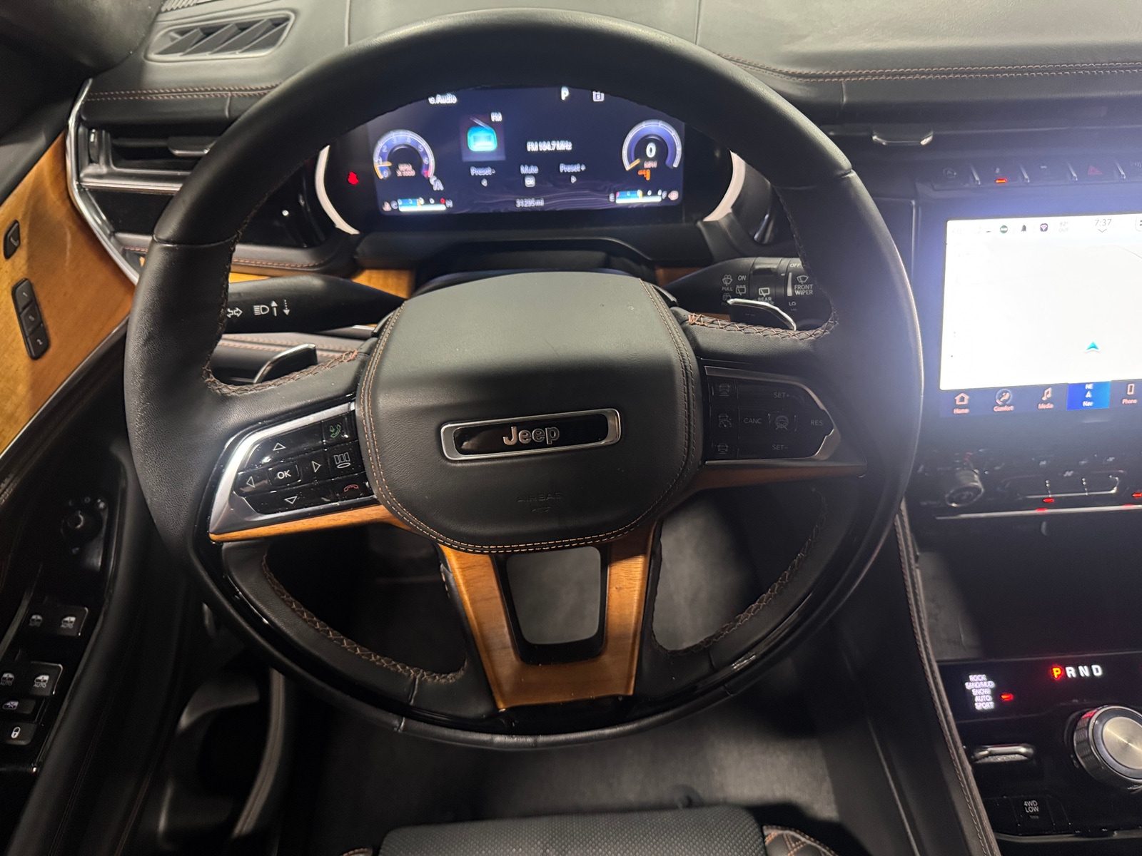 Thumbnail: 2023 Jeep Grand Cherokee - 4