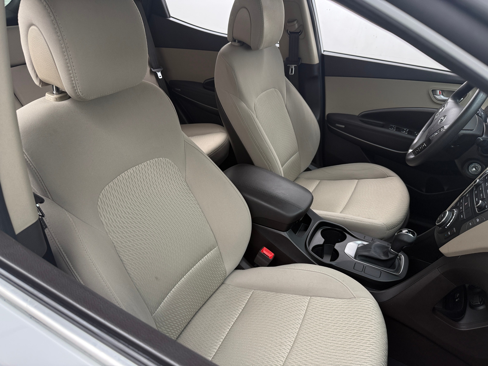 Thumbnail: 2017 Hyundai Santa Fe - 2