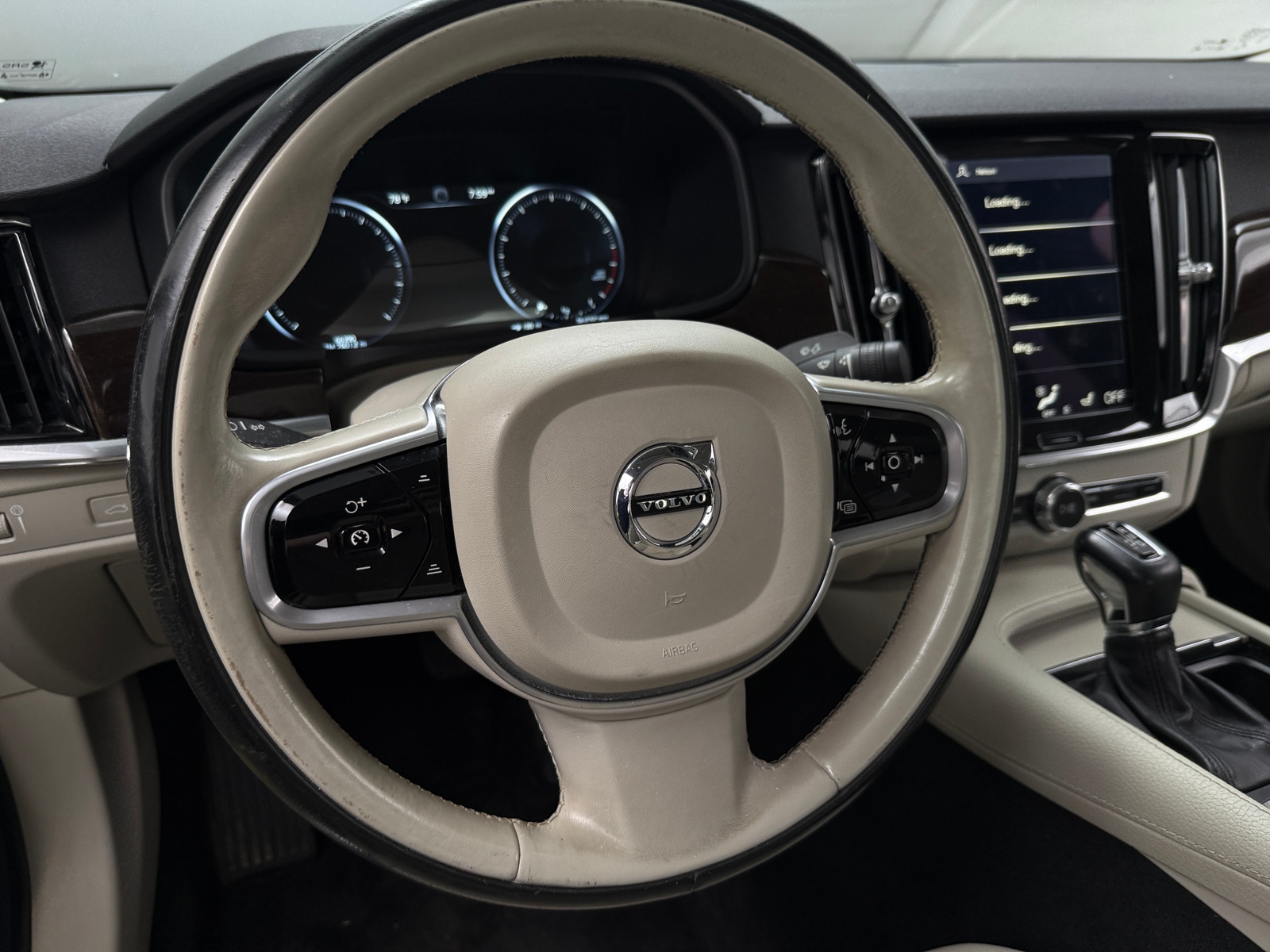 Thumbnail: 2017 Volvo S90 - 4