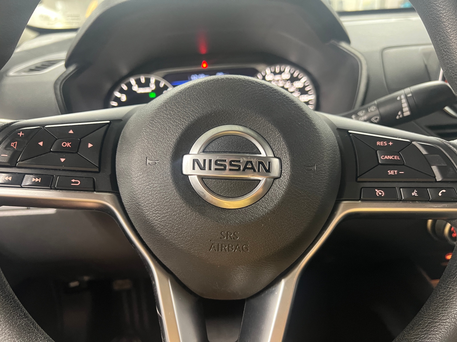 Thumbnail: 2019 Nissan Altima - 5