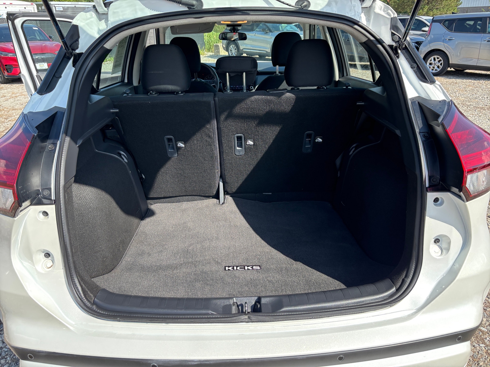 Thumbnail: 2024 Nissan Kicks - 6
