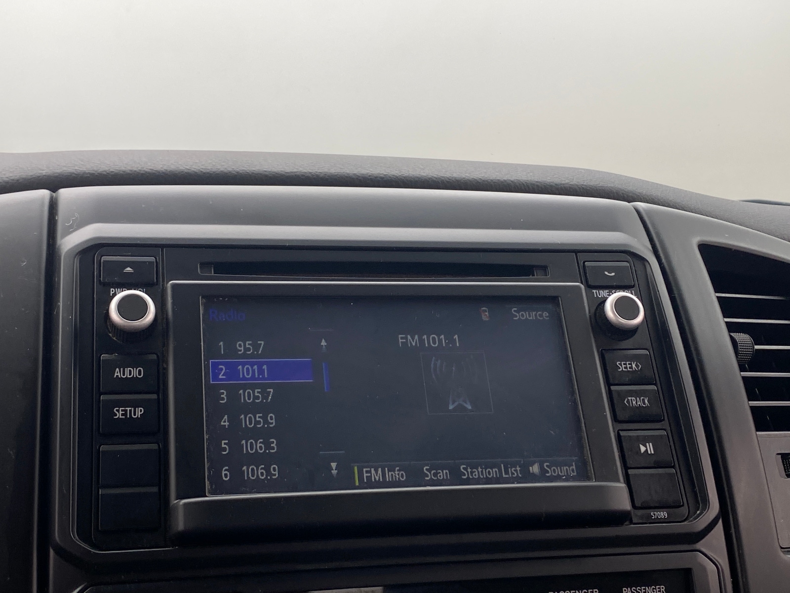 Thumbnail: 2014 Toyota Tacoma - 3