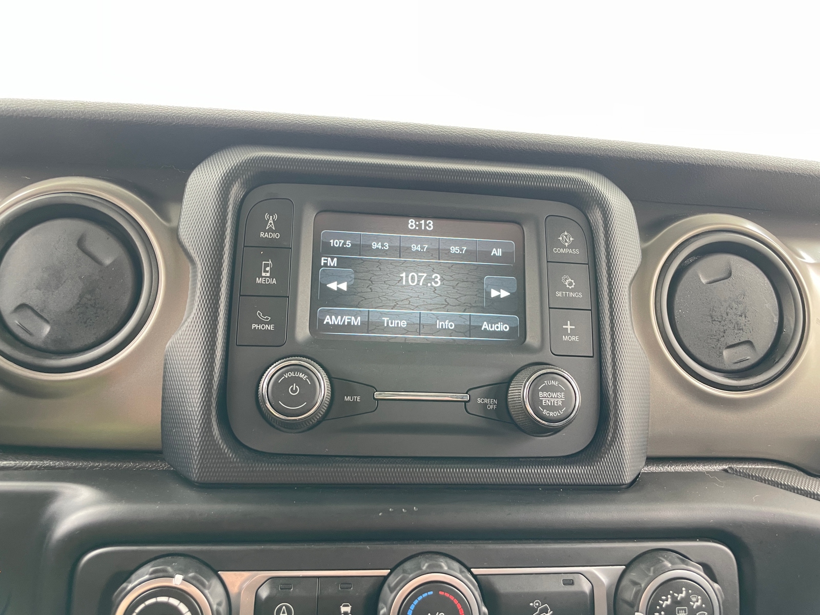 Thumbnail: 2020 Jeep Wrangler - 4