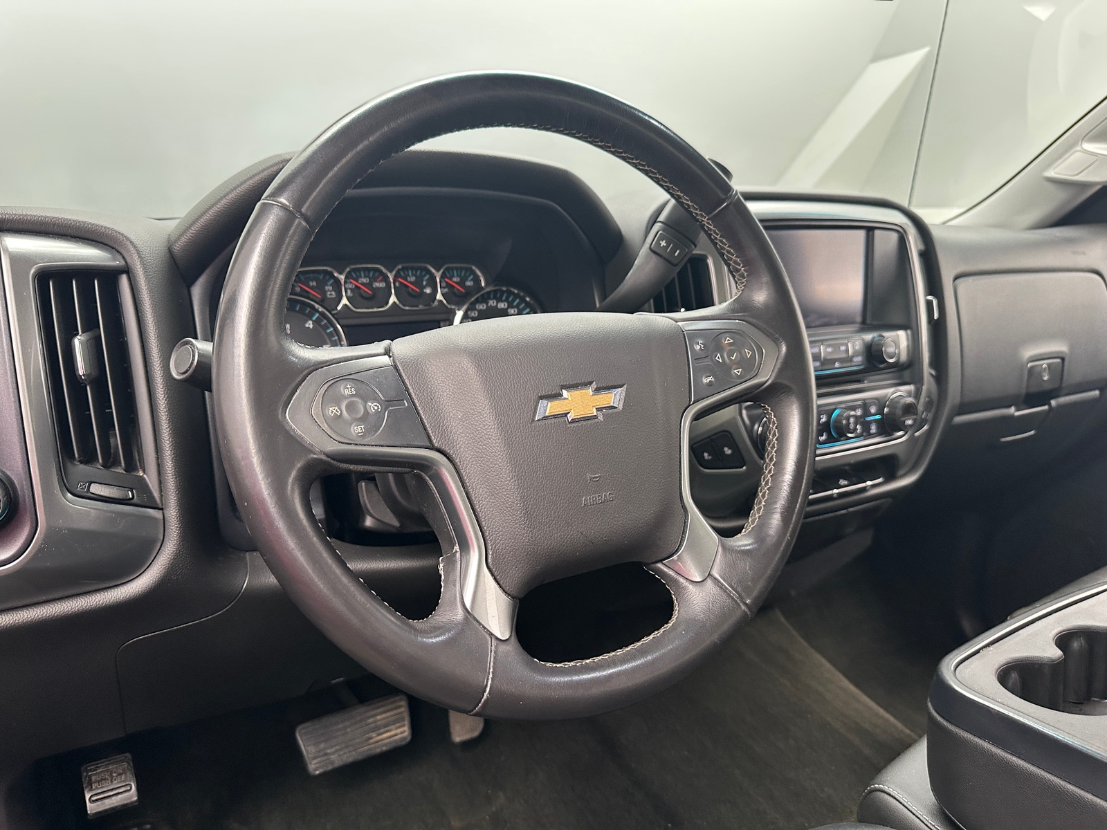 Thumbnail: 2017 Chevrolet Silverado 1500 - 4